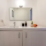 5 Min Ac&wifi Alghero